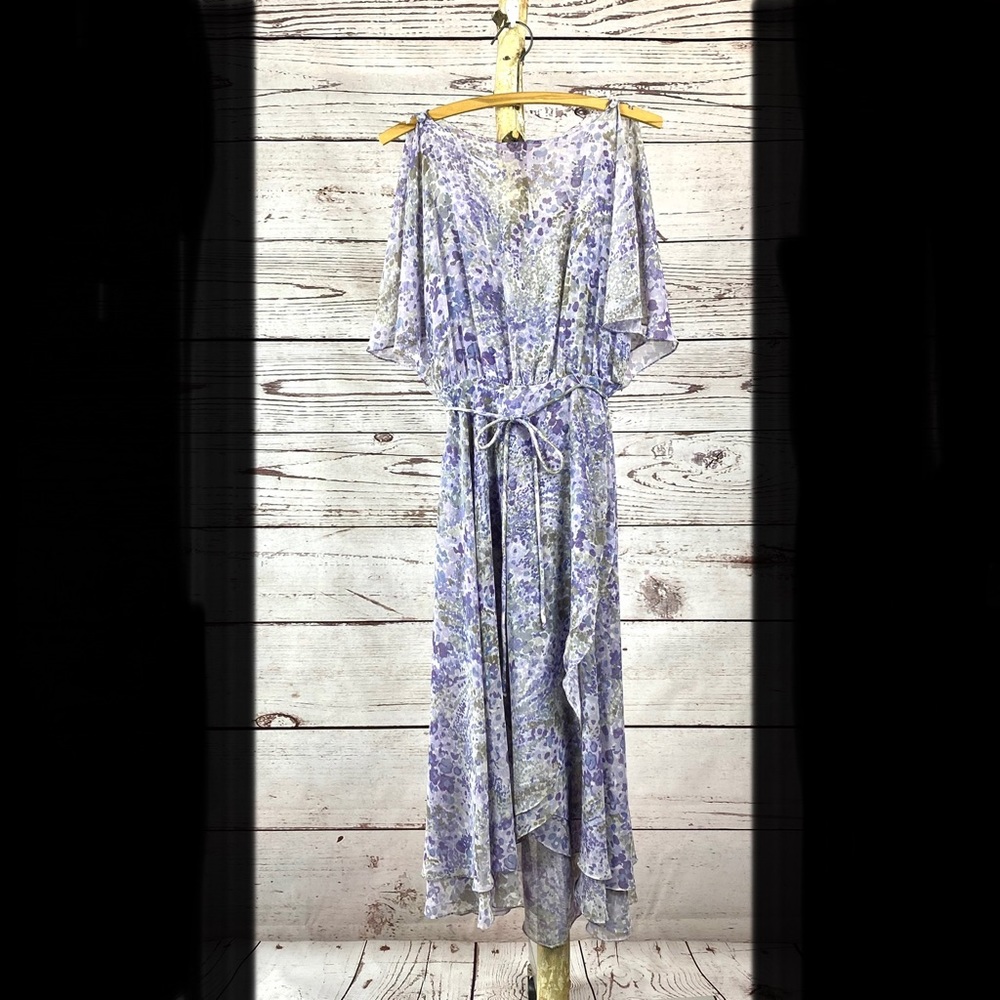 GORGEOUS lavender Dress